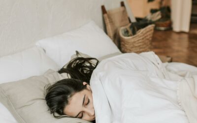 Pilates és az alvás minősége: Hogyan segíthet a Pilates jobb éjszakai pihenést elérni?